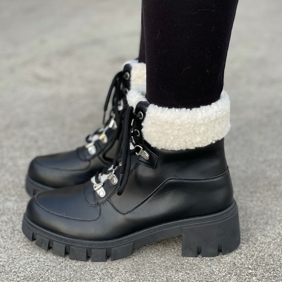 Bone Lace-up Combat boot with faux fur ankle cuff - Picture 16 of 16